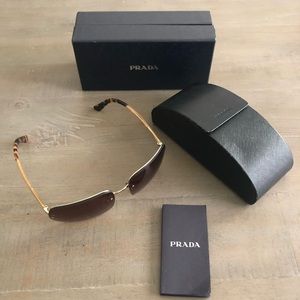 Women’s Prada Aviator Sunglasses
